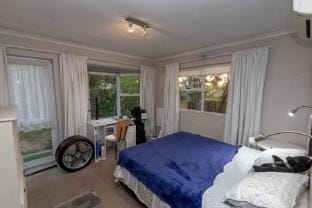 3 Bedroom part house in the scenic Durbanville wine lands area, holiday facility Vacation rental in Cape Town