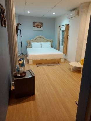 Room F2 - ฟอลโลมีเขาอกทะลุโฮมสเตย์ Apartment in Thailand