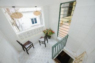 Wooden Room Central Hanoi Old Quarter Vacation rental in Hanoi