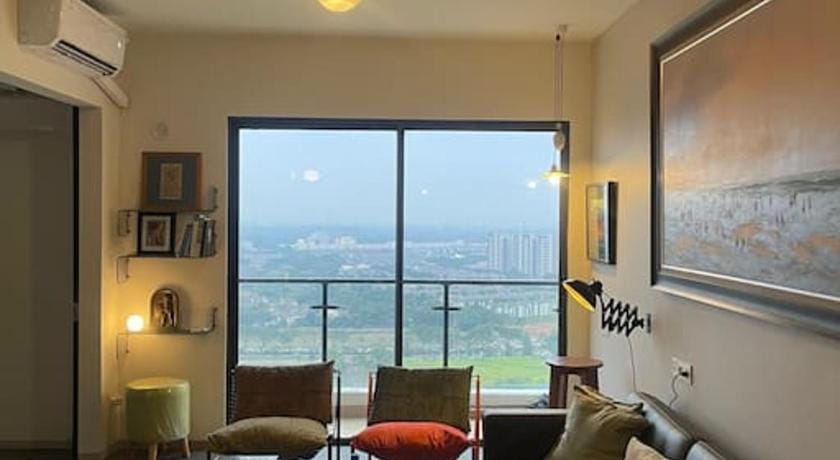 Relax  APT : Max Comfort Best View in CBD BSD Apartment in West Java