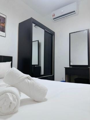 H3 NO TV 5min Walkable to KSL | Room For 2 pax Vacation rental in Johor Bahru