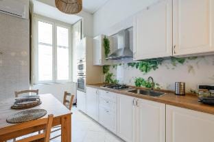 Napoli Domus: down town - central station Apartment in Naples