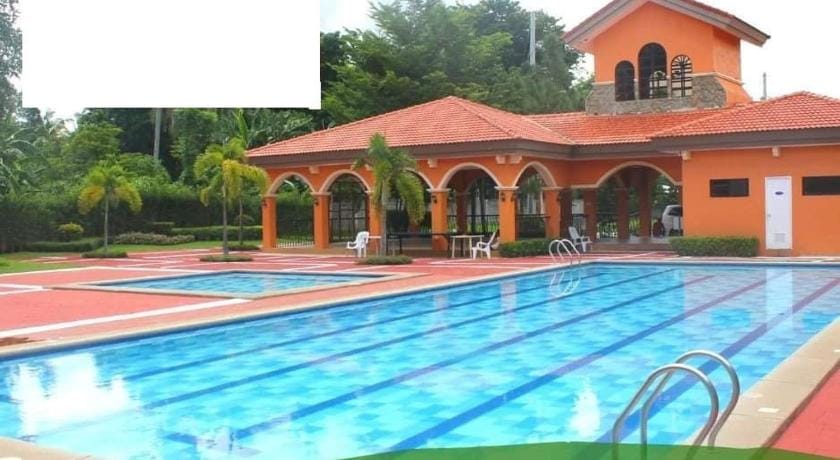 JC's Apt Apartment in Bacolod