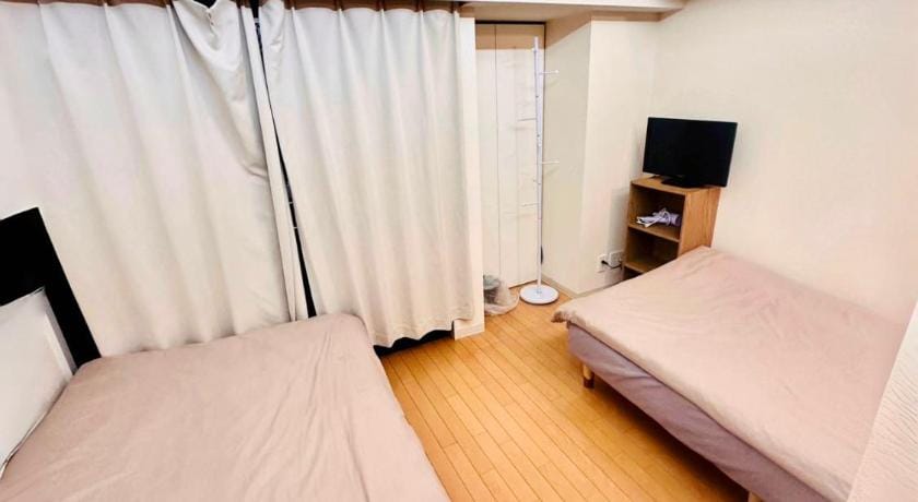 Shinjuku Hanabi House in West Shinjuku#305 Apartment in Shibuya