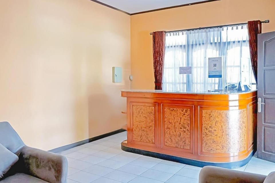 Urbanview MJ House Syariah Bandung Hotel in Bandung
