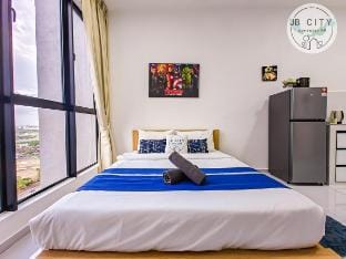 Sky Tree - Studio*2pax*Wi-Fi by RR JBcity Apartment in Johor Bahru