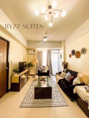 Ryzz Suites Manhattan Heights Vacation rental in Pasig