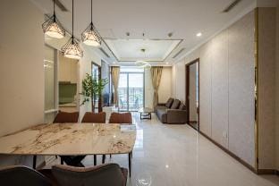 3 bedroom Landmark Luxury Wiew Landmark 81 Apartment in Ho Chi Minh City