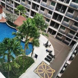 Phra Tamnak Hill Apartments Apartment in Pattaya City