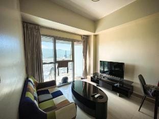 Cozy 1BR facing Okada Manila Bay Apartment in Pasay