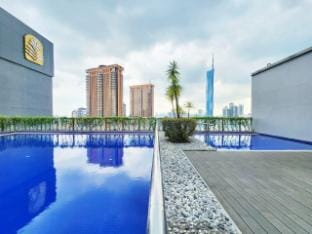 Bukit Bintang Scandi Muji Room 3min to PavilionTRX Apartment in Federal Territory of Kuala Lumpur