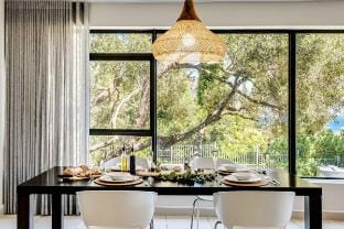 Delightful Rental w Sea Views Vadi Apartment Apartment in Camps Bay