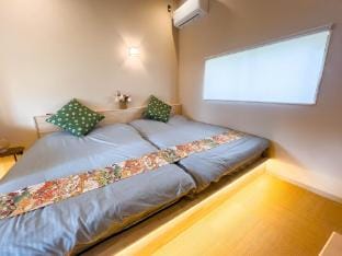 Max12ppl 6Beds USJ, Nanba Private Japanes House Vacation rental in Osaka