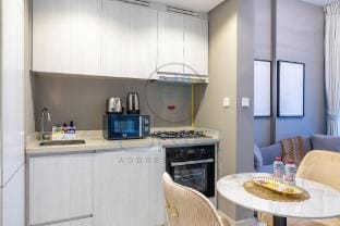 Charming and Cozy 1BR near Metro! Apartment in Dubai