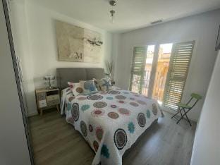 ATICO - LA CARIHUELA  Apartment in Torremolinos