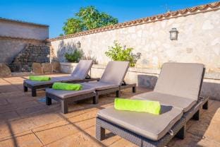 VILLALONGA - Nice villa with private pool and free Wifi Villa in Pla de Mallorca