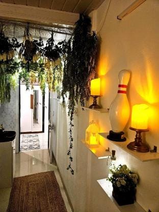 The Pali Nook
Cozy Bandra Escape Apartment in Mumbai