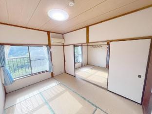 Atami Onsen/15 minutes from Atami City/BBQ Available 4 to 10 People/View Villa in Shizuoka Prefecture