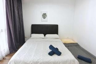 Modern 2BR Fairlane Retreat Steps from Lot 10 Vacation rental in Federal Territory of Kuala Lumpur