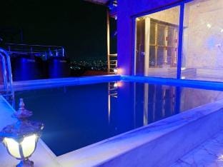 Hotel Wadhwani's Haveli Villa with Private Pool!  Villa in Mumbai
