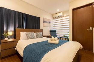 New design Cozy 4ppl 2-story Family House 2br&tub Vacation rental in Osaka