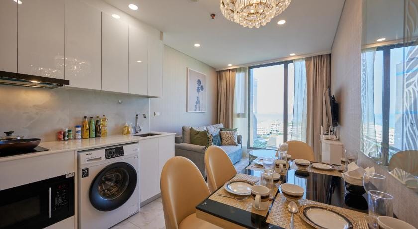 Beach-front•Equipped&Serviced-Apartment•SeaView Apartment in Pattaya City
