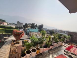 SANTRAM HOMESTAY Apartment in Rishikesh