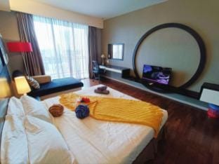 Shore Studio 2Pax CityRiver View - NetFlix/KingBed Apartment in Malacca