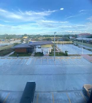 Angel's Pod Plumera Condo Near Airport & Malls Apartment in Lapu-Lapu City