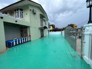 D Lu’lu’ Homestay, great location, good spaces Vacation rental in Johor Bahru