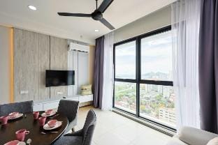 Cozy House 5 pax | Urban Suites by Nexx Field Apartment in George Town