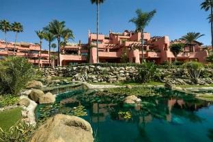 Frontline luxury ground floor apartment Apartment in Costa del Sol