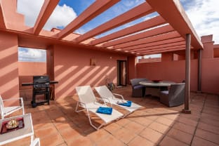 Beachside duplex penthouse, close to Estepona town Apartment in Costa del Sol