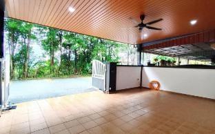 Home372[16pax][Karaoke][Pool Table][BBQ][WiFi] Vacation rental in Port Dickson