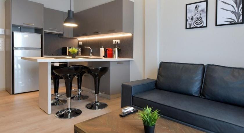 Porto Pireo Luxury Suite #7 - Free WiFi Apartment in Pireas