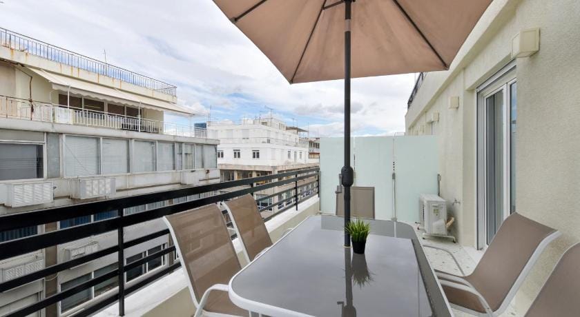 Porto Pireo Luxury Suite #7 - Free WiFi Apartment in Pireas