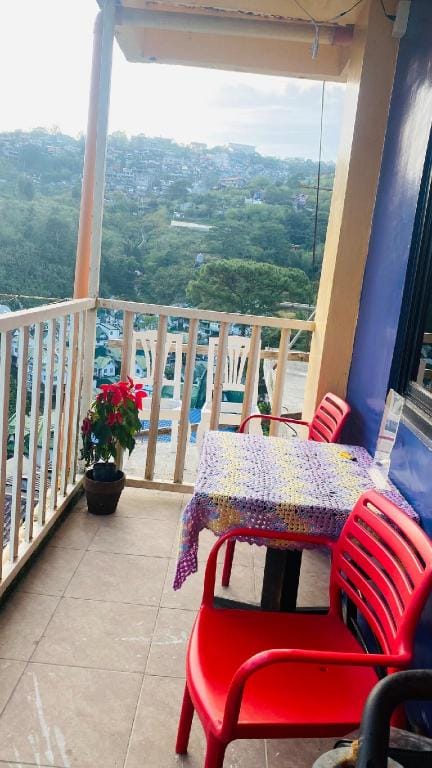 Santuario Secreto de Baguio 13pax (mountain view ) Apartment in Baguio