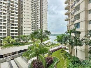 Country Garden Danga Bay•3BR/6Pax/BalconySeaView Vacation rental in Johor Bahru