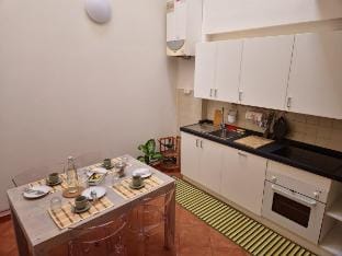 Corte Galliera 2 - self check-in Vacation rental in Bologna