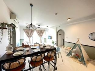 NEW! Serenity@Teega Residence by UcomeHomestay Apartment in Johor