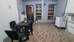 Three sisters Staycation Vacation rental in Angeles