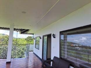 Luxury bungalow surrounded with tea plantation  Vacation rental in Kerala