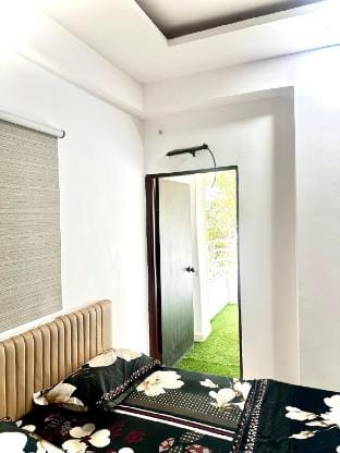 Cozy 2BHK with Balcony & Kitchen Apartment in Maharashtra