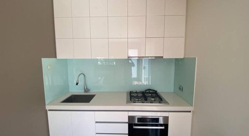 Entire studio with balcony Apartment in Melbourne