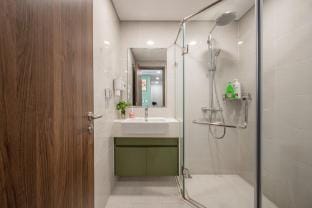  Free Pool Gym Neflix, 2BR 2WC, Eco Green D7 Vacation rental in Ho Chi Minh City