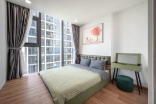  Free Pool Gym Neflix, 2BR 2WC, Eco Green D7 Vacation rental in Ho Chi Minh City