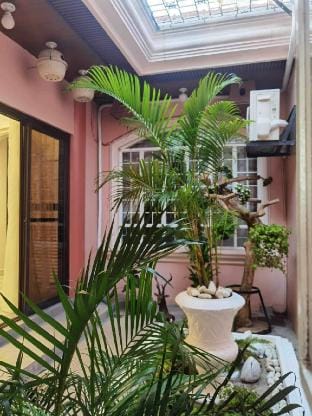 Tropical House Vacation rental in Las Pinas