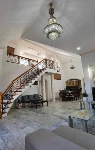 Tropical House Vacation rental in Las Pinas