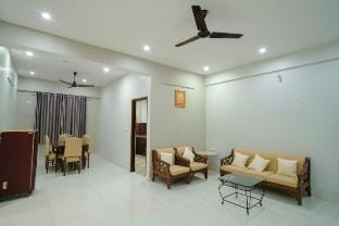 AKSH Shankara 6BHK fully furnished(best location). Apartment in Varanasi