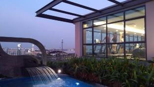 #0 1BR Free pool&gym+ fast WIFI /Airport Link Vacation rental in Bangkok